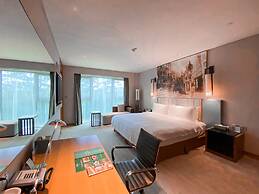 Junluxe Hotel Guangzhou Science City-Free Shuttle Bus Service to Guang