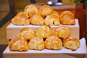 Junluxe Hotel Guangzhou Science City-Free Shuttle Bus Service to Guang