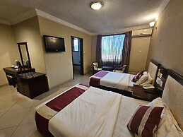 Bridgeview Hotel & Conference Centre