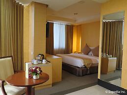 Big 8 Corporate Hotel