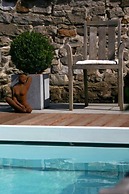 Le Castel Hotel