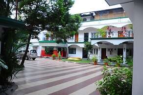 Raja Park Beach Resort