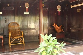 Raja Park Beach Resort