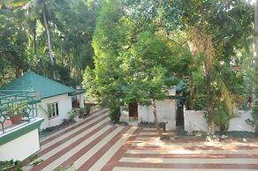 Raja Park Beach Resort