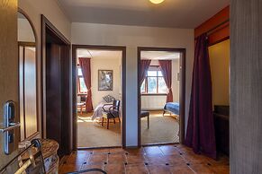 Hotel Kriunes - A city hotel by the lake