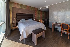 Hotel Kriunes - A city hotel by the lake