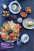 Hotel Kriunes - A city hotel by the lake