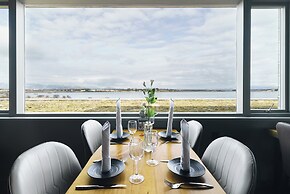 Hotel Kriunes - A city hotel by the lake