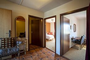 Hotel Kriunes - A city hotel by the lake