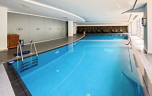 Ramada Hotel & Suites by Wyndham Izmir Kemalpasa