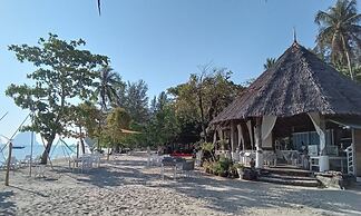 Mayalay Resort-Green Hotel