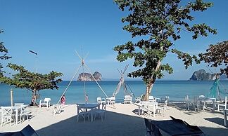 Mayalay Resort-Green Hotel