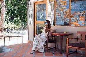 Mayalay Resort-Green Hotel