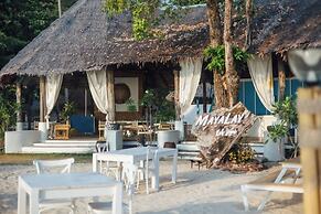 Mayalay Resort-Green Hotel