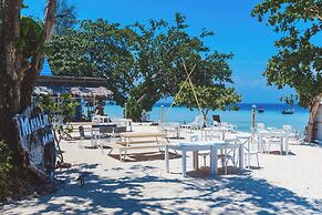 Mayalay Resort-Green Hotel