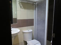 The Pinnacle Hotel and Suites