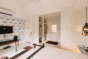 At Niman Conceptual Home