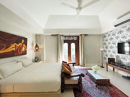 At Niman Conceptual Home