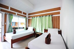 Phi Phi Twin Palms Bungalows