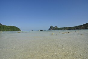 Phi Phi Twin Palms Bungalows