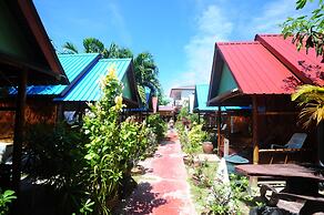 Phi Phi Twin Palms Bungalows