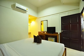 Phi Phi Twin Palms Bungalows