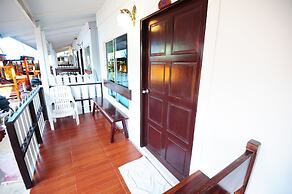 Phi Phi Twin Palms Bungalows