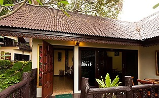 Paradise Pearl Bungalows