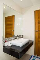 Tropical Sea View Residence