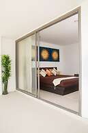 Tropical Sea View Residence