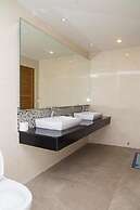 Tropical Sea View Residence