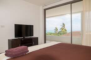 Tropical Sea View Residence