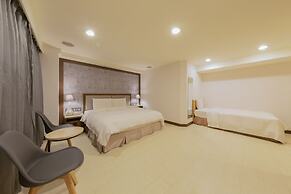 Shihzuwan Hotel - Kaohsiung Station