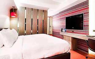 Royal Hotel Group Central Park Branch