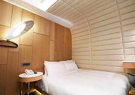 Royal Hotel Group Central Park Branch