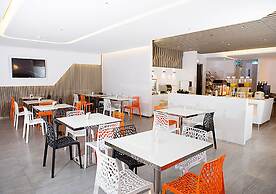 Royal Hotel Group Central Park Branch