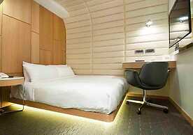 Royal Hotel Group Central Park Branch