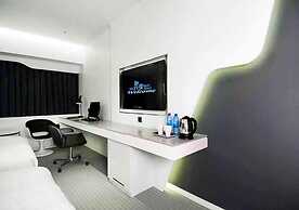 Royal Hotel Group Central Park Branch