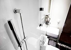 Royal Group Hotel Ho Yi Branch