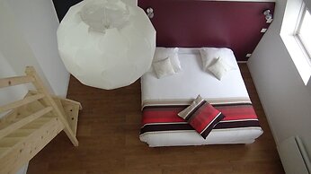 Nationale AppartHotel