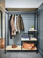 The 1852 - Self Check-in