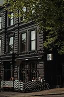 The 1852 - Self Check-in