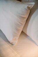 The 1852 - Self Check-in