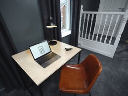 The 1852 - Self Check-in