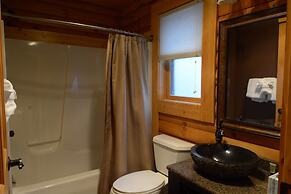 The Lodges at Sunset Village