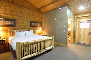 The Lodges at Sunset Village