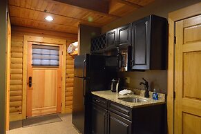 The Lodges at Sunset Village