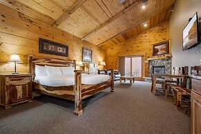 The Lodges at Sunset Village