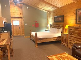 The Lodges at Sunset Village