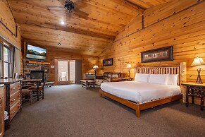 The Lodges at Sunset Village